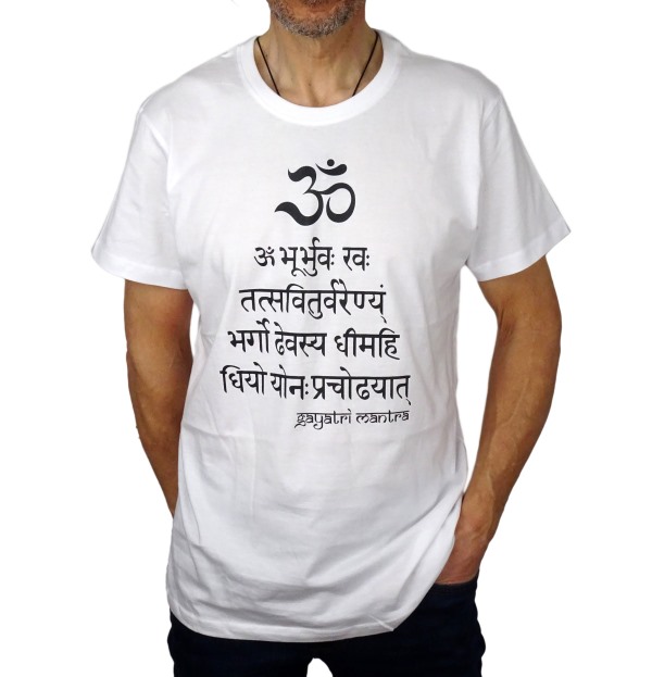 Camiseta con el Gayatri mantra